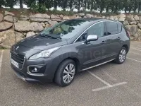 Usado Peugeot 3008 Style 120 CV (88 kW) 2016 Negro Berlina