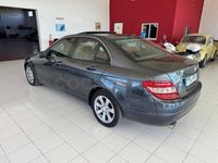 Usado Mercedes C200 Avantgarde 136 CV (100 kW) 2008 Azul Berlina