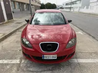 Usado Seat Leon Ecomotive 105 CV (77 kW) 2008 Rojo Utilitario