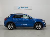 Usado VW T-Roc Advance 110 CV (80 kW) 2022 Azul SUV