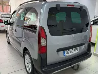 Usado Peugeot TePee Style 99 CV (72 kW) 2018 Van