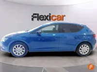 Usado Seat Leon ST Reference 105 CV (77 kW) 2015 Azul Familiar