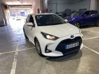 Usado Toyota Yaris Active 116 CV (85 kW) 2023 Blanco Utilitario