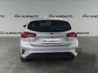 Usado Ford Focus ST-Line 155 CV (114 kW) 2024 Plata perla (metalizado) Berlina