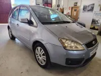 Usado Ford Focus Titanium 136 CV (100 kW) 2005 Azul Berlina
