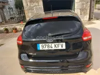 Usado Ford Focus ST-Line 120 CV (88 kW) 2017 Negro Berlina
