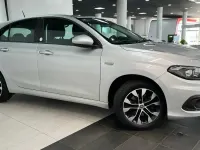 Usado Fiat Tipo Life 95 CV (69 kW) 2020 Gris / plata Berlina