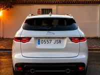 Usado Jaguar F-Pace R-Sport 300 CV (220 kW) 2016 Blanco SUV