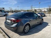 Usado Mazda 3 Style 120 CV (88 kW) 2016 Gris / plata Berlina
