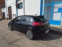 Usado Kia Ceed GT 90 CV (66 kW) 2016 Negro Berlina