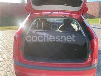 Usado Ford Focus Trend 115 CV (84 kW) 2006 Rojo Berlina