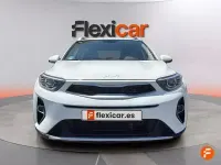 Usado Kia Stonic 100 CV (73 kW) 2022 Blanco SUV
