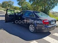 Usado Audi A4 130 CV (95 kW) 2003 Azul Berlina