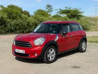 Usado Mini One D Countryman 90 CV (66 kW) 2015 Rojo SUV