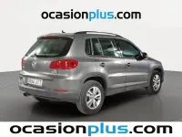 Usado VW Tiguan Advance 122 CV (89 kW) 2015 Gris SUV