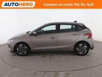 Usado Hyundai i20 101 CV (74 kW) 2022 Gris Utilitario