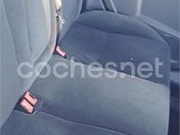 Usado Ford Focus Ghia 136 CV (100 kW) 2005 Gris / plata Berlina