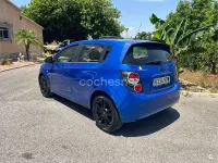 Usado Chevrolet Aveo LTZ 100 CV (73 kW) 2011 Azul Berlina