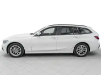 Usado BMW 320 Sport Line 190 CV (139 kW) 2021 Blanco Familiar