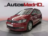 Usado VW Touran Advance 150 CV (110 kW) 2021 Rojo Monovolumen