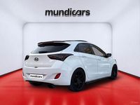 Usado Hyundai i30 110 CV (80 kW) 2016 Blanco Berlina