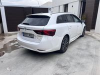 Käytetty Toyota Avensis Business Edition 143 HP (105 kW) 2017 Valkoinen Farmari