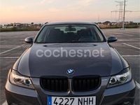 Usado BMW 318 129 CV (94 kW) 2006 Gris / plata Berlina