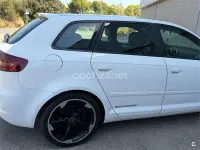 Usado Audi A3 Sportback Ambition 140 CV (102 kW) 2010 Blanco Utilitario