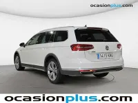 Usado VW Passat Sport 190 CV (139 kW) 2018 Blanco Familiar