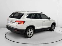 Usado Skoda Karoq Ambition 150 CV (110 kW) 2021 Blanco SUV