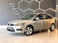 Usado Ford Focus Titanium 109 CV (80 kW) 2010 Gris / plata Berlina