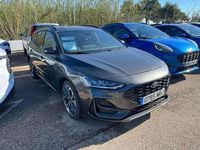 Usado Ford Focus ST-Line 125 CV (91 kW) 2022 Gris Familiar