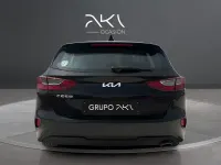 Usado Kia Ceed 100 CV (73 kW) 2025 Negro Utilitario