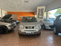 Usado Nissan X-Trail 136 CV (100 kW) 2004 Gris / plata SUV