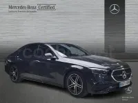 Usado Mercedes E220 197 CV (144 kW) 2025 Gris / plata Berlina