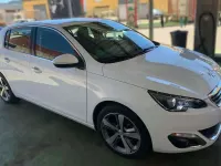 Usado Peugeot 308 Allure 131 CV (96 kW) 2016 Blanco Utilitario