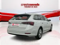 Usado Skoda Octavia Sport 150 CV (110 kW) 2022 Blanco Familiar