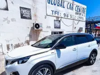 Usado Peugeot 5008 GT-line 130 CV (95 kW) 2020 Blanco SUV