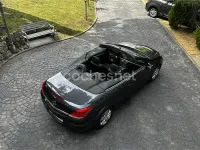 Usado Opel Astra Cabriolet Cosmo 140 HP (102 kW) 2008 Cinzento Cabrios