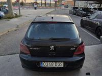 Usado Peugeot 307 109 CV (80 kW) 2005 Negro Utilitario