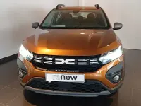 Usado Dacia Sandero Expression 91 CV (66 kW) 2023 Naranja Berlina