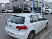 Usado VW Golf VII Advance 105 CV (77 kW) 2012 Blanco Berlina