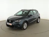 Usado Seat Arona Style 110 CV (80 kW) 2022 Gris SUV