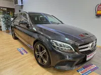 Usado Mercedes C200 160 CV (117 kW) 2020 Gris / plata Familiar