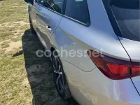 Usado Seat Leon FR 150 CV (110 kW) 2023 Gris / plata Familiar