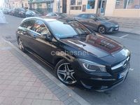 Usado Mercedes CLA200 Shooting Brake AMG line 136 CV (100 kW) 2015 Negro Familiar