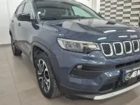Usado Jeep Compass Limited 130 CV (95 kW) 2023 Gris / plata SUV