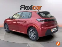 Usado Peugeot 208 Active 101 CV (74 kW) 2022 Rojo Utilitario