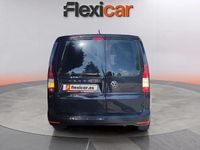 Usado VW Caddy 122 CV (89 kW) 2021 Rojo Monovolumen