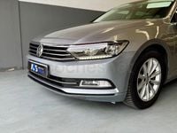 Usado VW Passat Sportline 150 CV (110 kW) 2018 Gris / plata Familiar